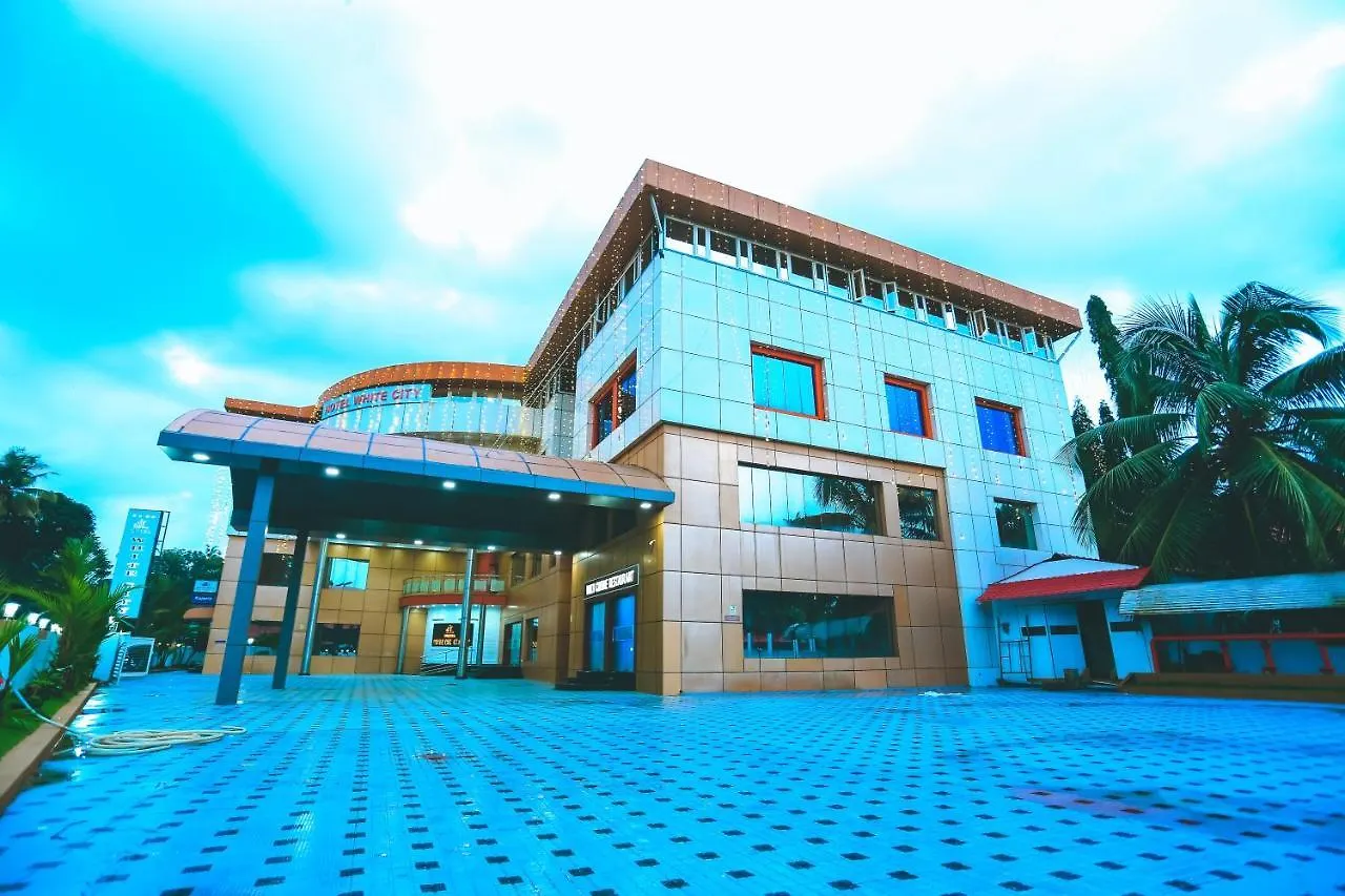 Hotel White City North Paravur