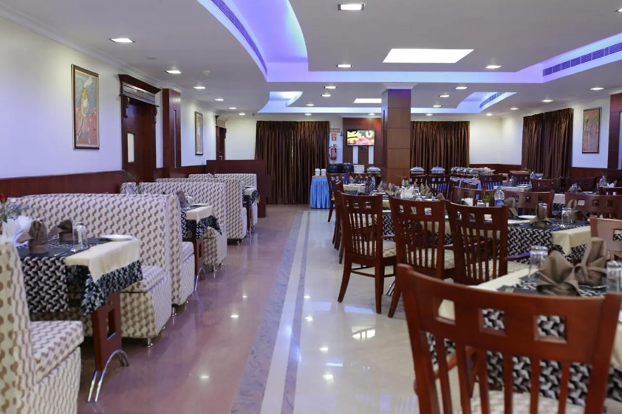 Hotel White City North Paravur 3*,